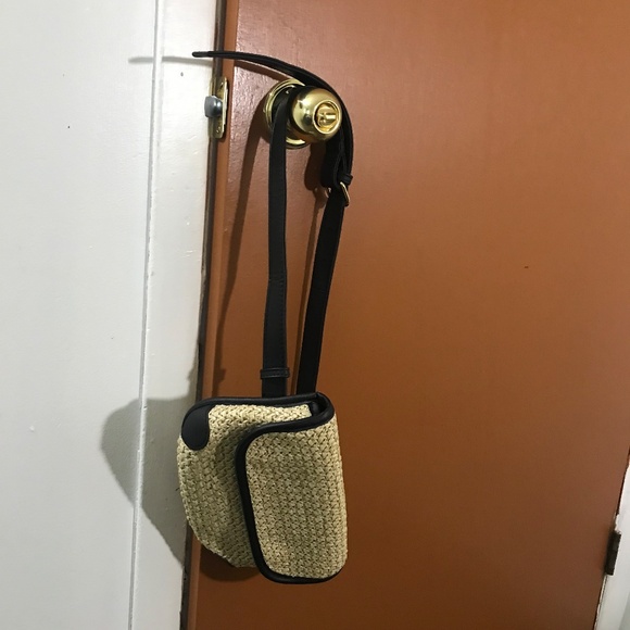 Straw Woven Crossbody Bag with Black Faux Leather Trim - Picture 4 of 7